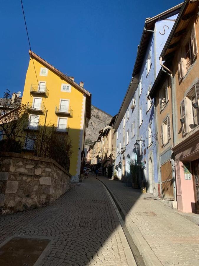 Au Pre Du Moulin - Centre Ville Briançon Exteriér fotografie